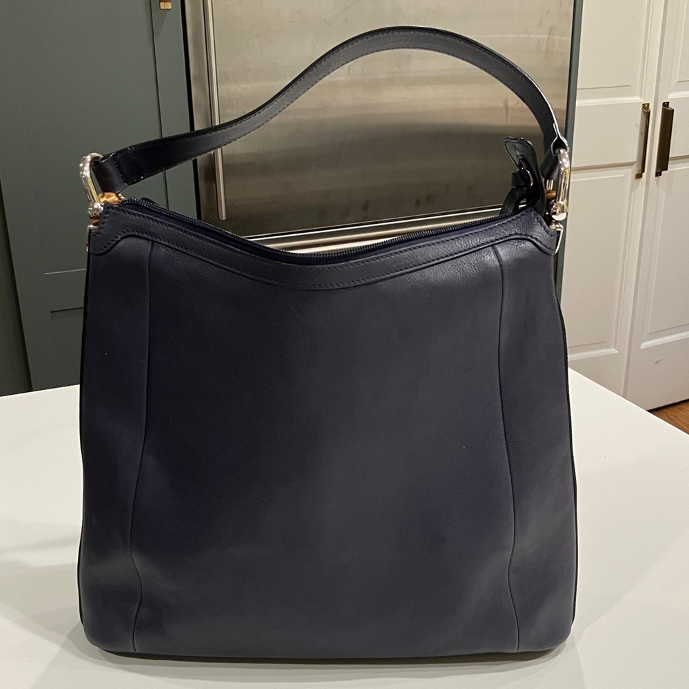 Gucci Bamboo - Authentic - Elegant Navy Blue Leather Shoulder Bag